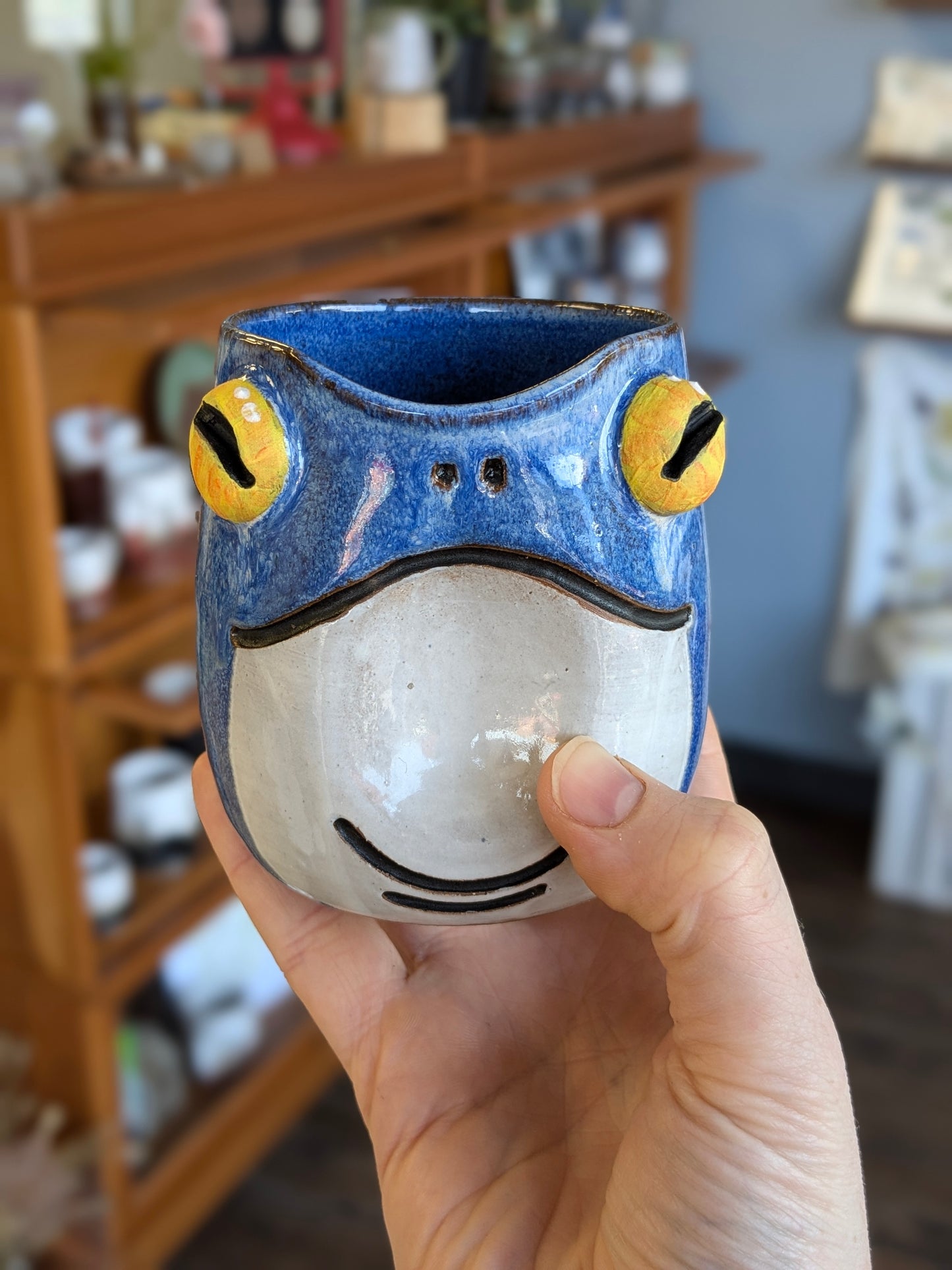 Frog Dimple Cup