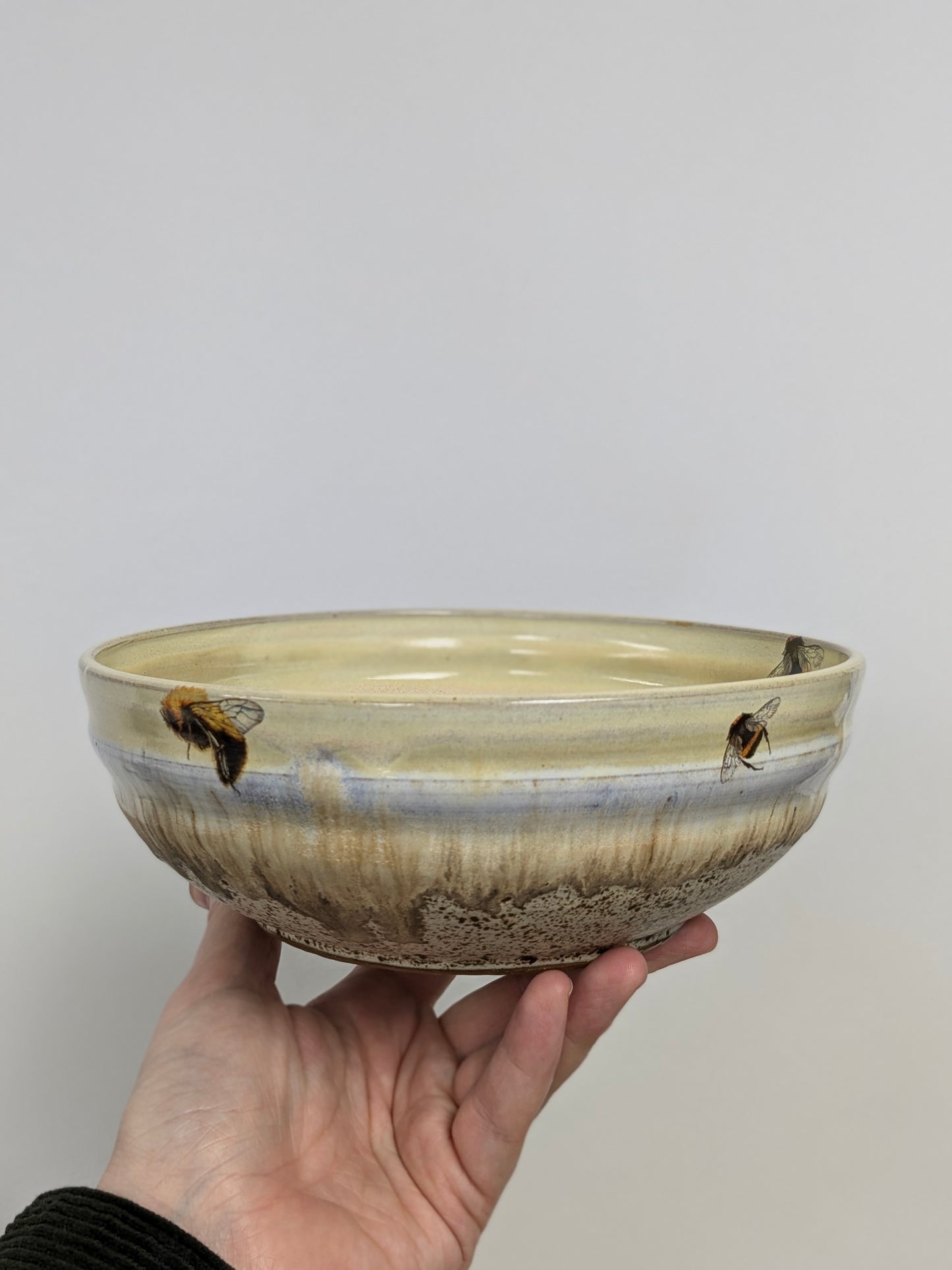 Bee Serving Bowl